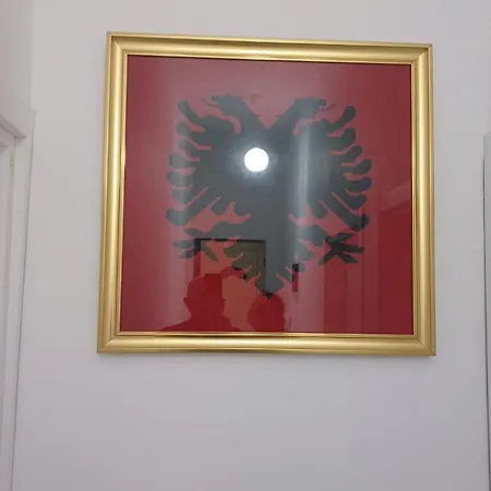 Sherifaj ホームステイ *